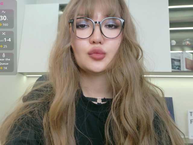 sakuraclover live webcam show