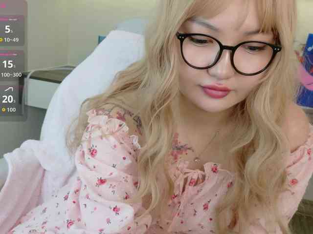 sakuraclover webcam