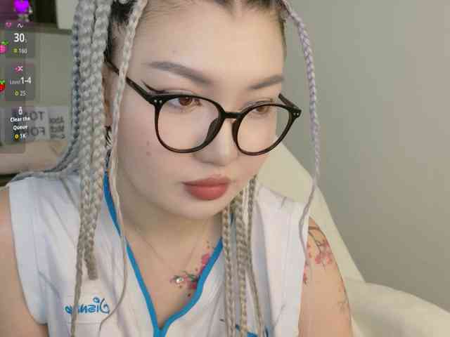 sakuraclover webcam