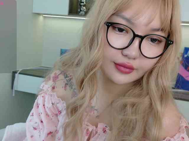sakuraclover webcam
