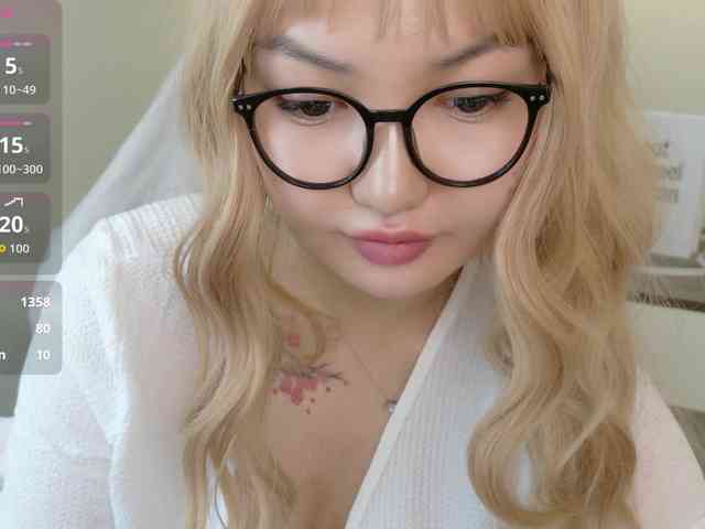 sakuraclover webcam