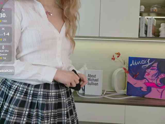 Model: sakuraclover