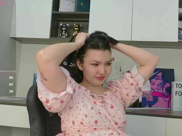 Model: sakuraclover