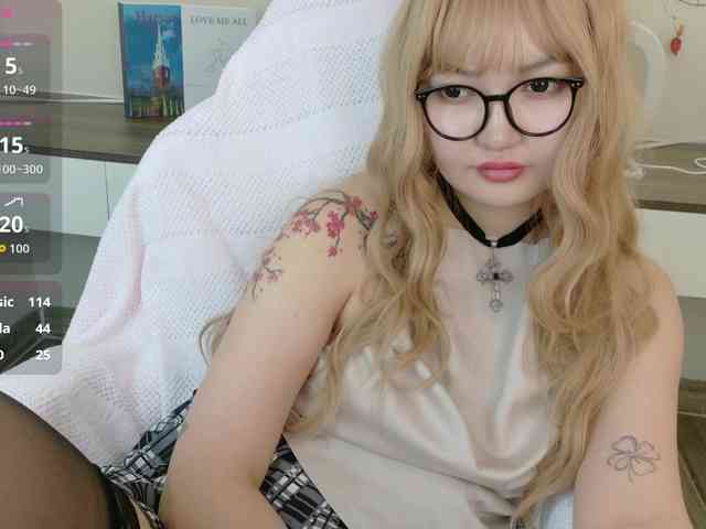 sakuraclover webcam