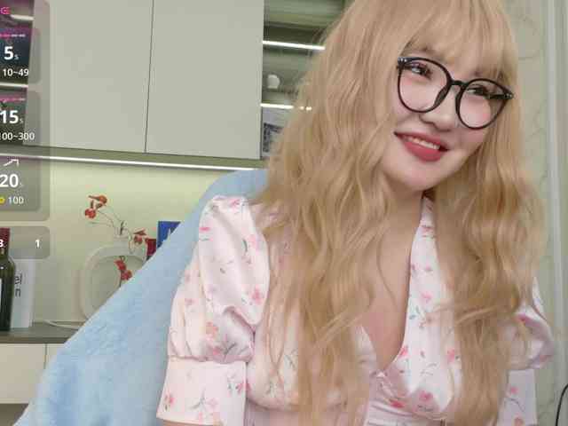 sakuraclover Live Webcam on BongaCams