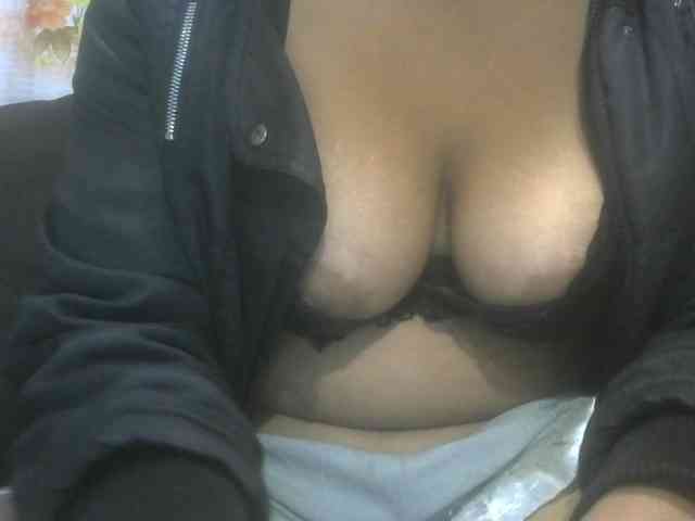 Larissad webcam