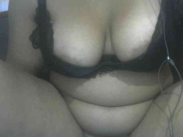 Larissad webcam