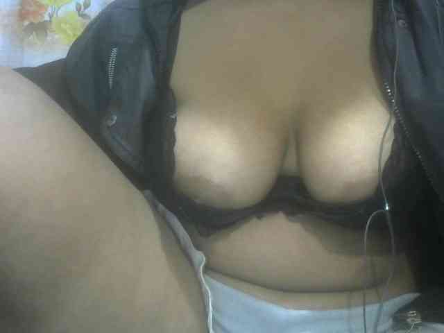Larissad webcam