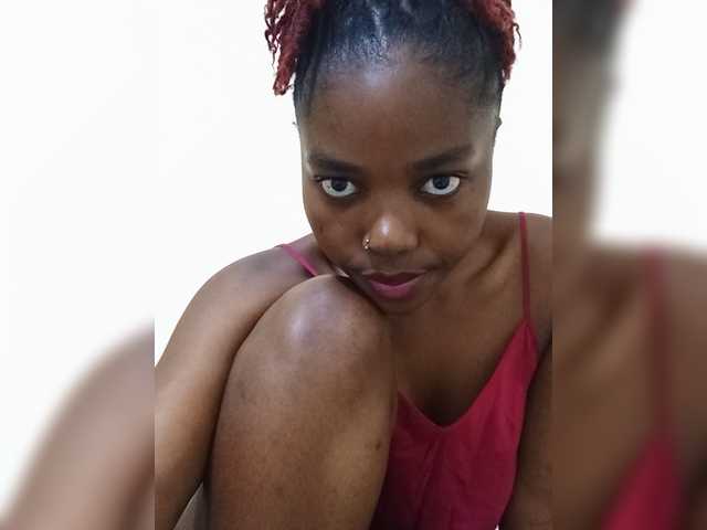 Glowgoddes live cam on BongaCams