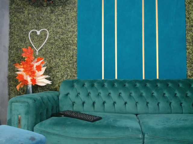 LauraineMisti live cam on BongaCams