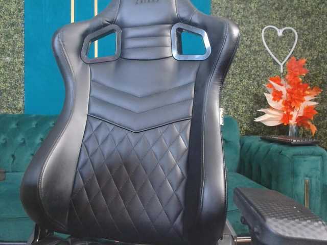 LauraineMisti live cam on BongaCams