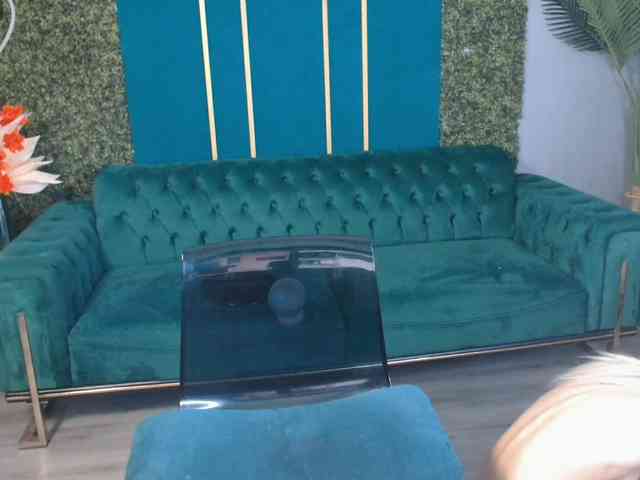 LauraineMisti webcam