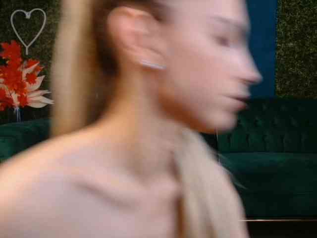 LauraineMisti LauraineMisti