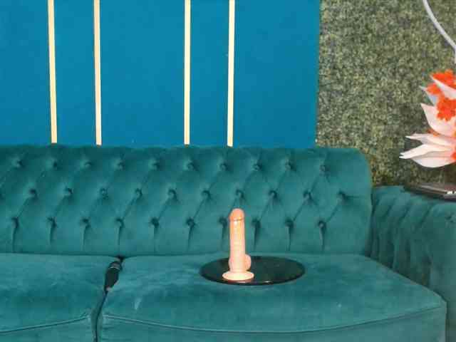 LauraineMisti webcam