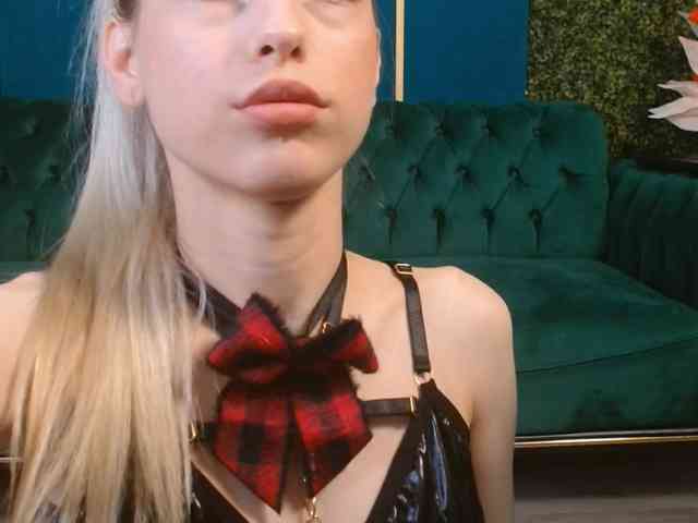 LauraineMisti webcam