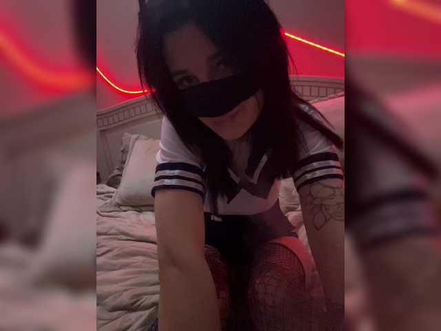 HoneyBunnyy live cam on BongaCams