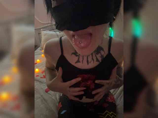 HoneyBunnyy webcam