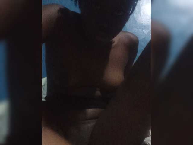 sexy-mamah cam belle