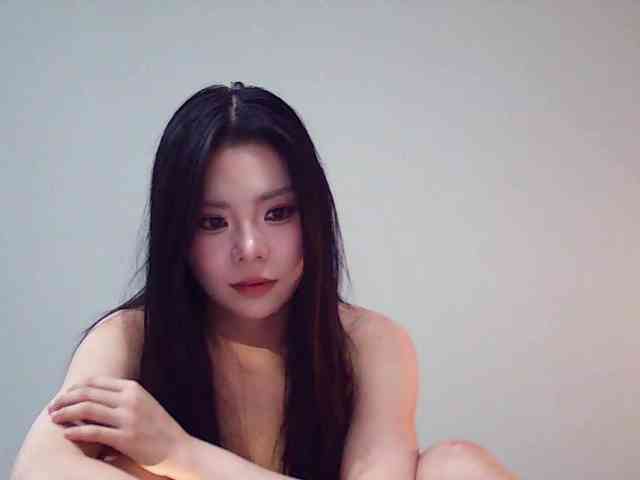 Model: Nattyy