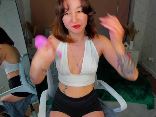 Debra-Wade live cam on BongaCams