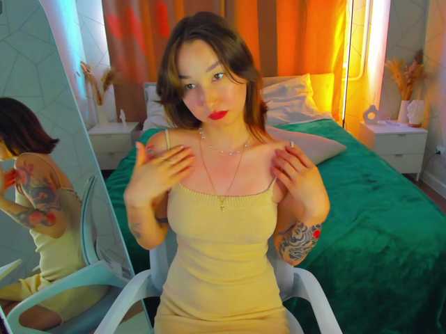 Debra-Wade live cam on BongaCams