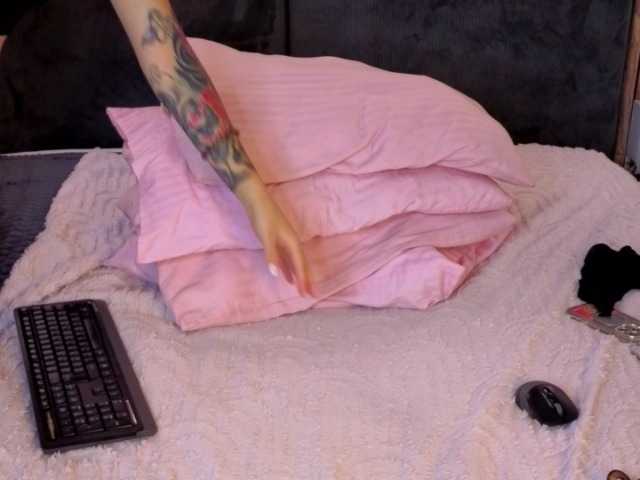 Debra-Wade live cam on BongaCams