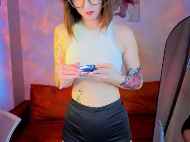 Debra-Wade live cam on BongaCams