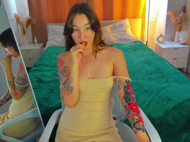Debra-Wade live cam on BongaCams