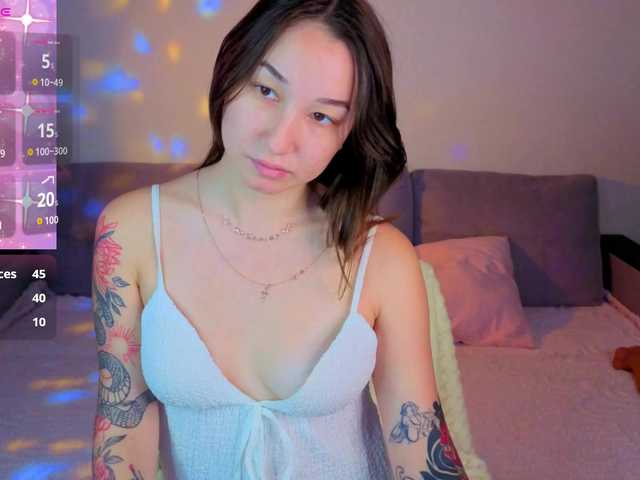 Debra-Wade live cam on BongaCams