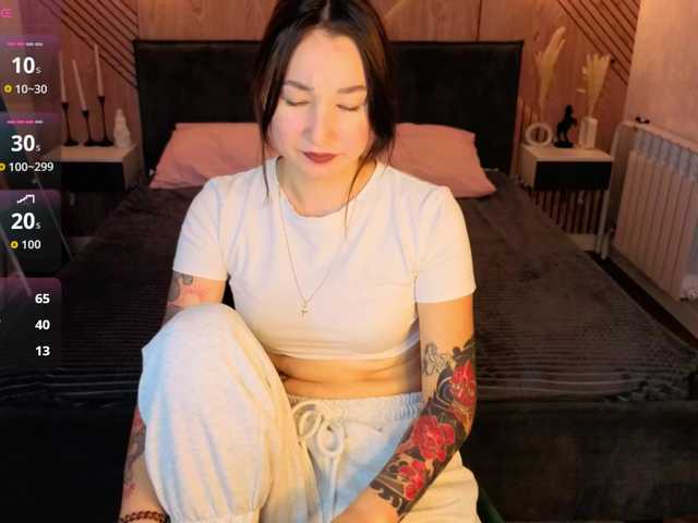 Debra-Wade live cam on BongaCams