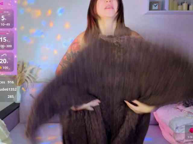 Debra-Wade webcam