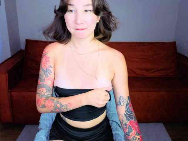 Debra-Wade webcam