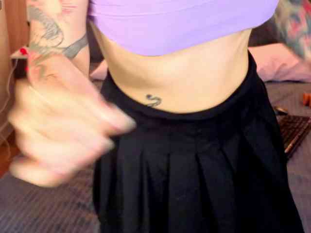 Debra-Wade webcam