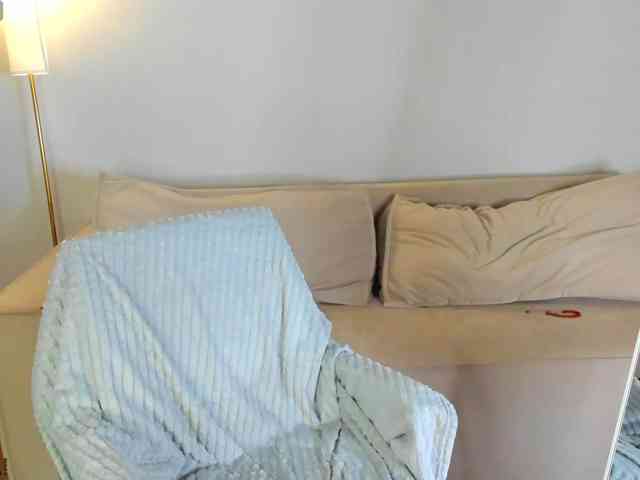 Debra-Wade webcam