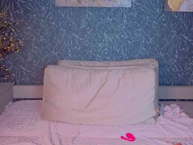 Debra-Wade webcam