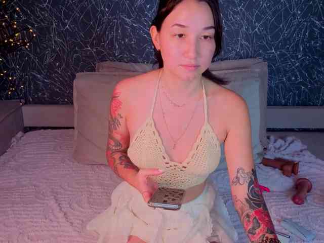 Debra-Wade webcam