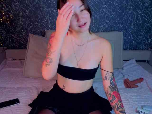 Debra-Wade webcam