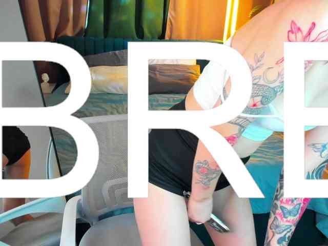 Debra-Wade webcam