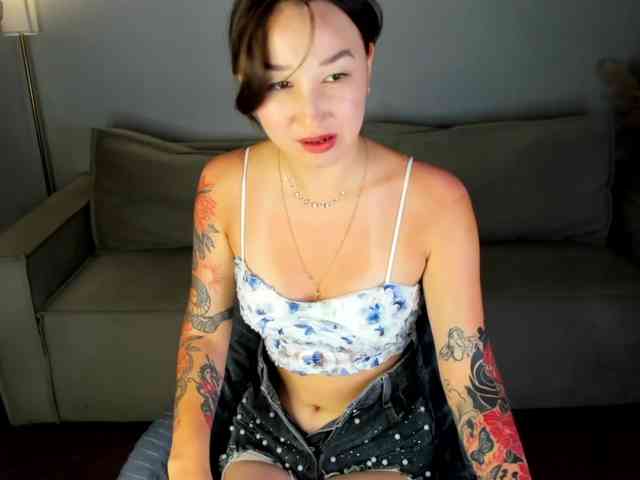Debra-Wade webcam