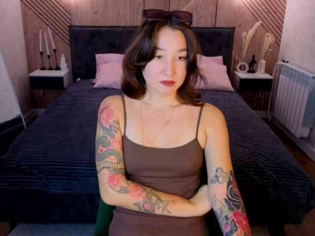 Debra-Wade webcam