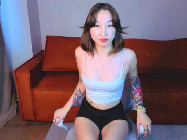 Debra-Wade webcam