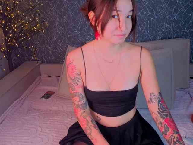 Debra-Wade webcam