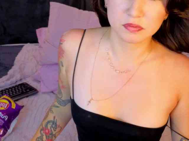Debra-Wade webcam