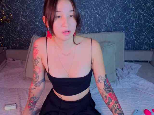 Debra-Wade webcam