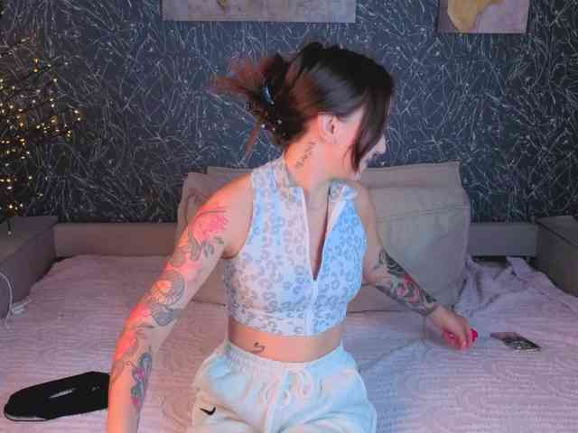Debra-Wade webcam