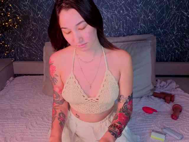 Debra-Wade webcam