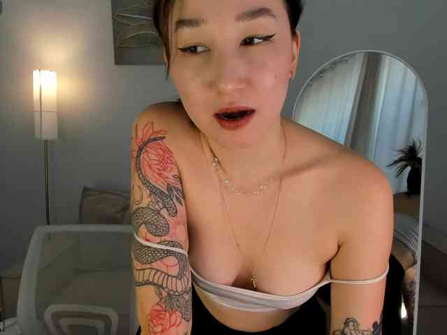 Debra-Wade webcam