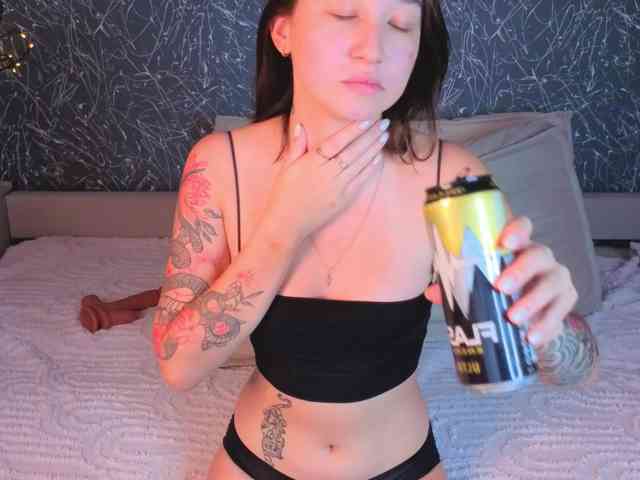 Debra-Wade webcam