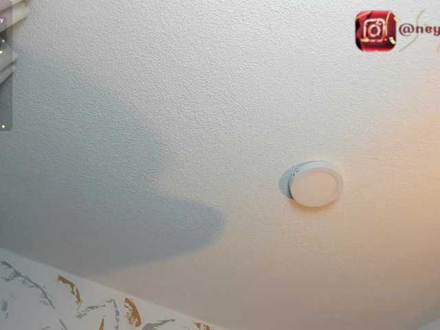 CristalVelle live webcam show