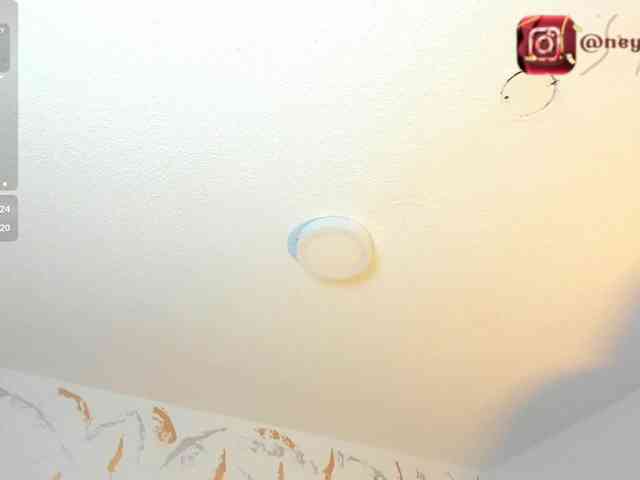 CristalVelle webcam